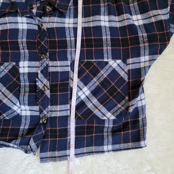 CiSono Plaid Cropped Overshirt Layering Transitional Flannel Piece for Spring - Picture 7 of 7